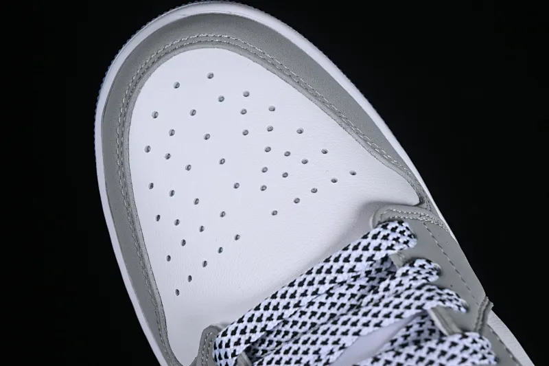 All Categories Air Jordan Jordan Series Basketball Shoes Air Jordan 1 Low Air Jordan 1 Low AJ1 Joe 1 Wolf Gray Low-top Cultural Leisure Sports Shoes DC0774-105